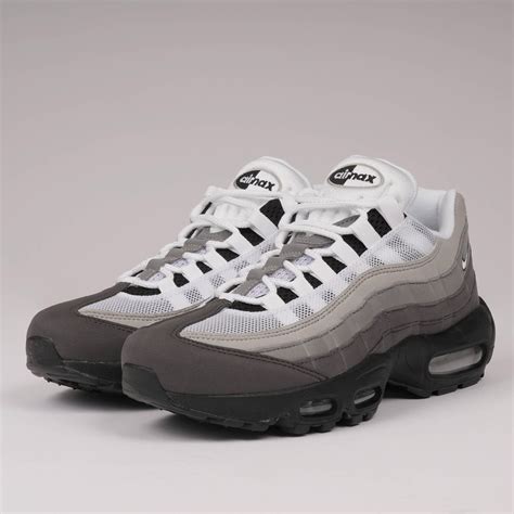 nike 95s sneakers|nike 95s black and white.